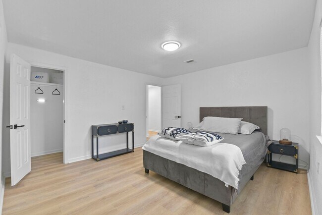 Building Photo - BEAUTIFUL HOME IN HOUSTON. MOVE IN READY!.