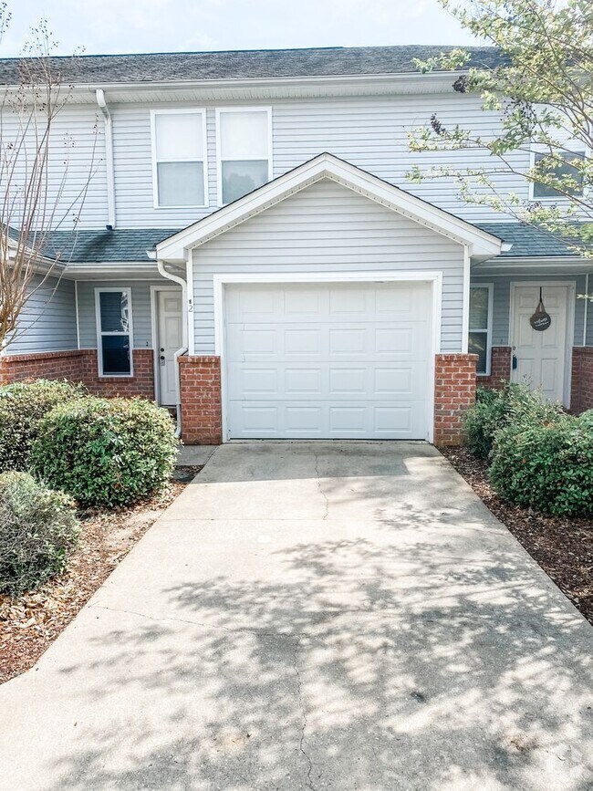 Building Photo - Fort Walton Townhome Available!!! 2bd/2.5bth