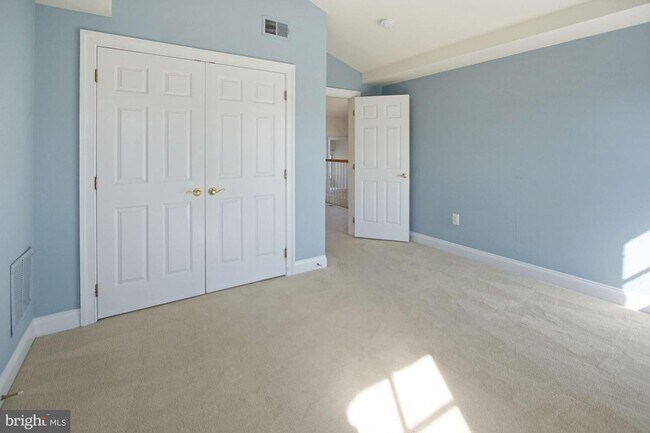 Building Photo - 8629 Terrace Garden Way
