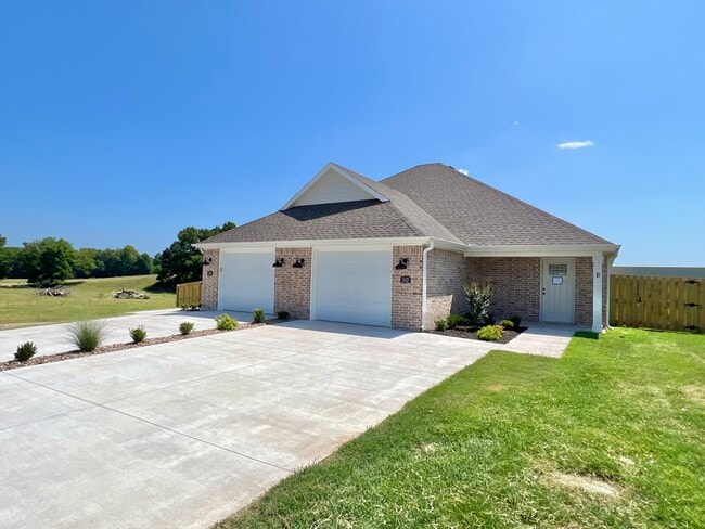 Primary Photo - Bradford Drive Duplexes