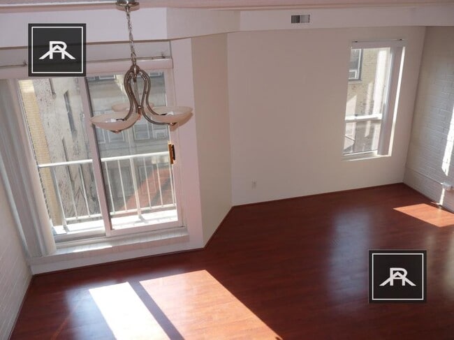 Building Photo - 2 bedroom in Brookline MA 02445