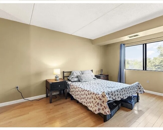 Building Photo - 2500 Mystic Valley Pkwy