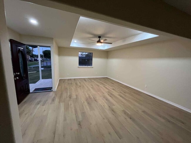 Building Photo - 36957 Encantada Cir