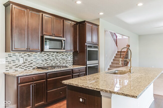 Building Photo - 18743 Abigail Cir