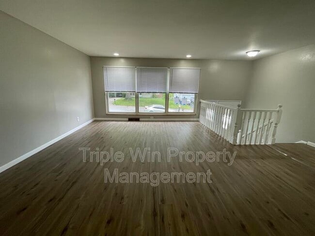 Building Photo - 2022 Northaire Ln