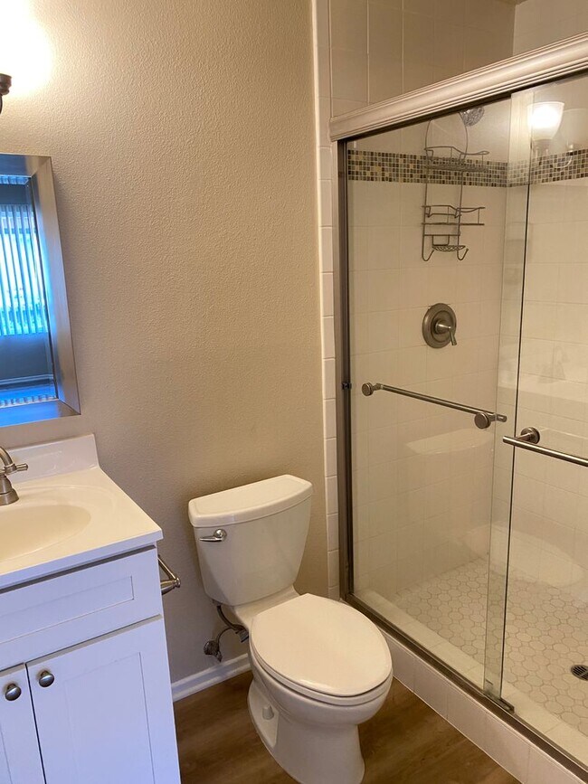 Building Photo - 2638 Phipps Ave