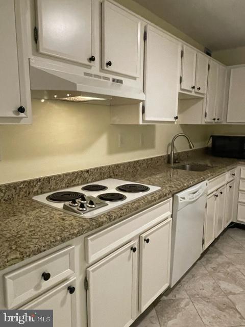 Building Photo - 309 Yoakum Pkwy