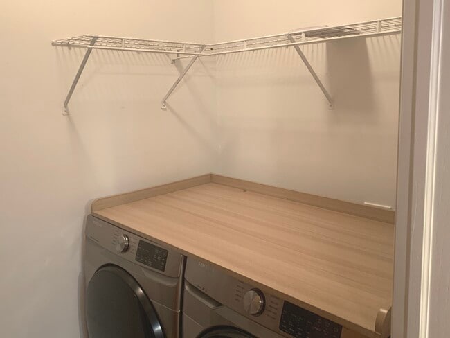 Building Photo - 1777 Concord Dr