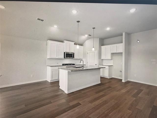 Building Photo - 2208 Ridgecrest Ln