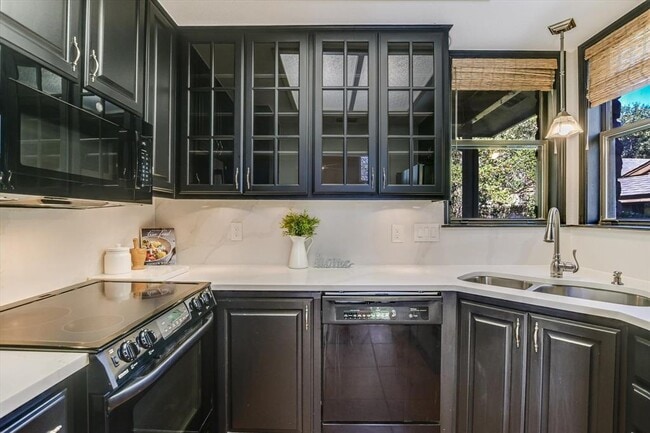 Building Photo - 5701 Westslope Dr