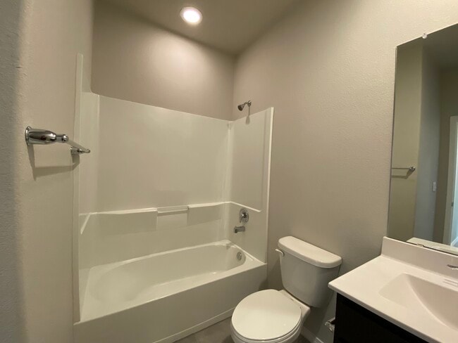 Building Photo - 4838 Mount Salas St NE