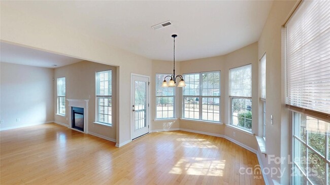 Building Photo - 8421 Cotton Press Rd