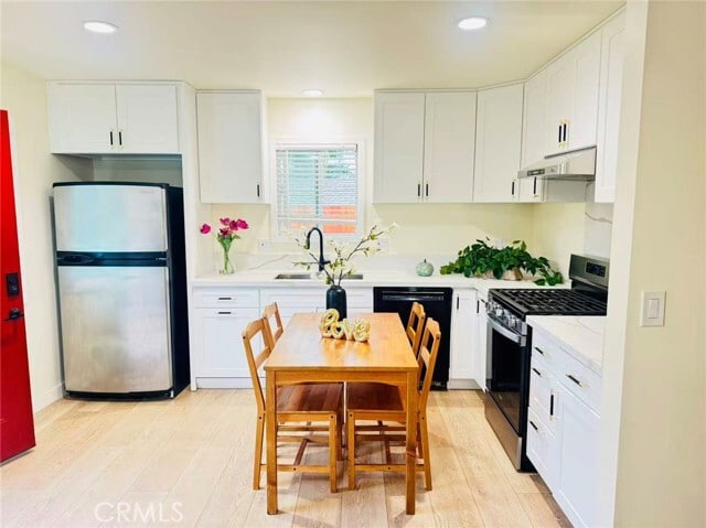 Building Photo - 3270 N Rancho La Carlota Rd