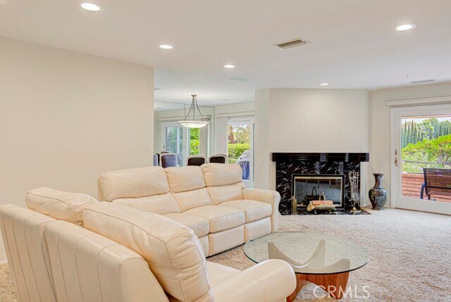Building Photo - 5089 Ovalo