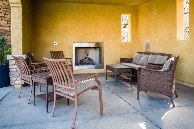 Building Photo - Luxury Gated Community Home Available in Santa Maria