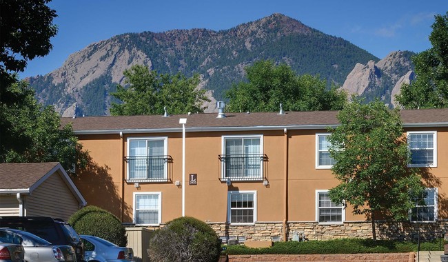 Boulder Creek Apartments Boulder Co