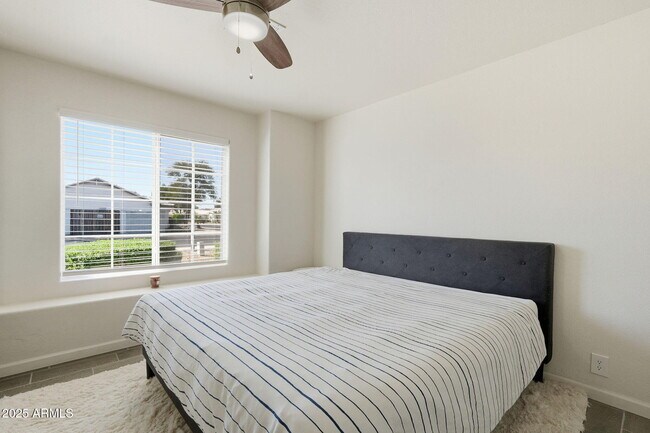 Building Photo - 6411 N 81st Dr