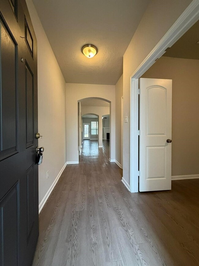 Building Photo - 1841 Basin Trl