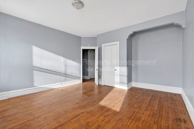 Building Photo - 2102 Adelaide Ave