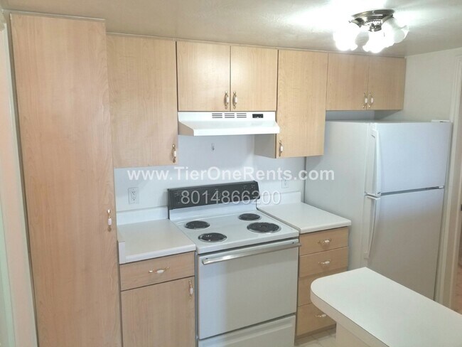 Building Photo - No deposit option for qualified renters