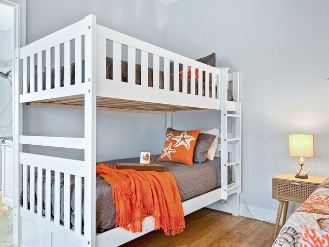 Building Photo - 4485 Clipper Cove