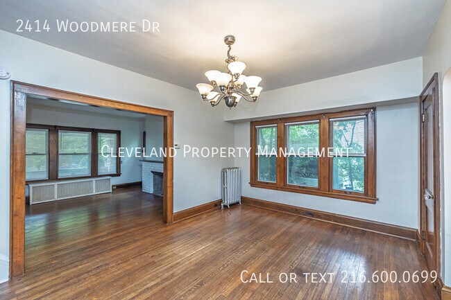 Building Photo - 2414 Woodmere Dr