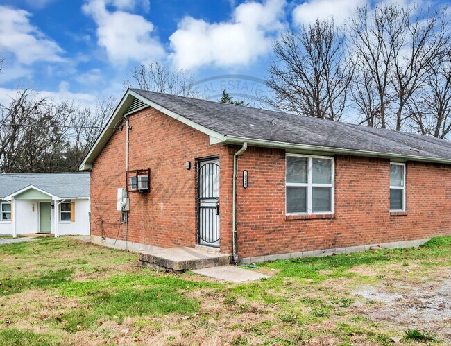 Building Photo - Updated Two Bedroom Ranch w/ Special!