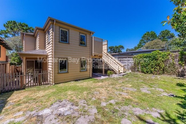 Building Photo - 1231 Funston Ave