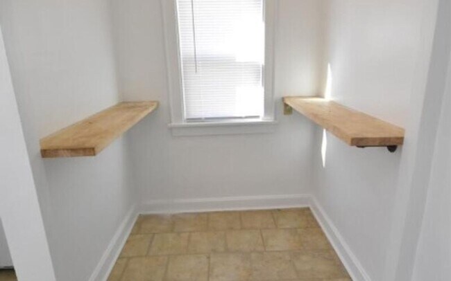 Building Photo - 87-89 W California Avenue