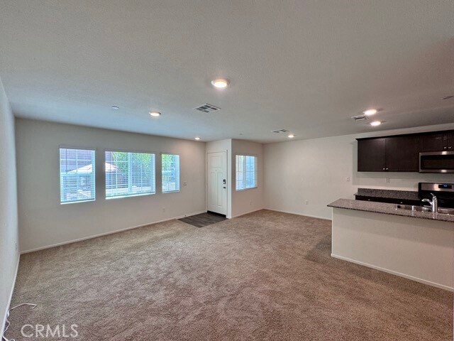 Building Photo - 28385 Oriole Way