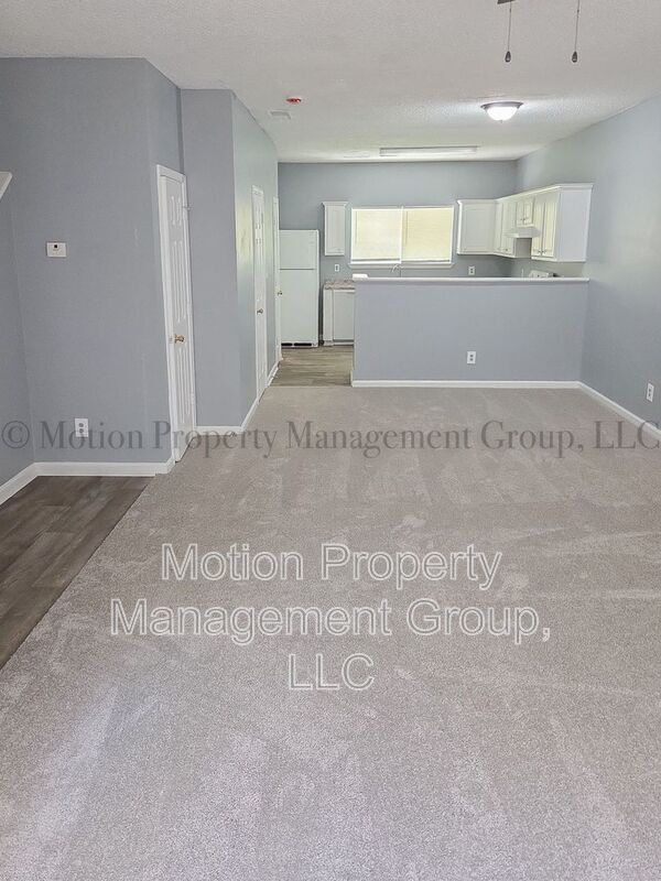 Building Photo - 6710 Sunset Hills Blvd
