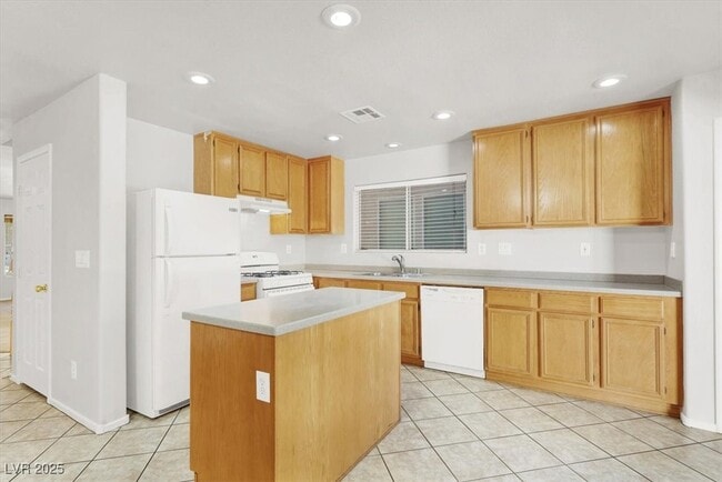 Building Photo - 11667 Autunno St