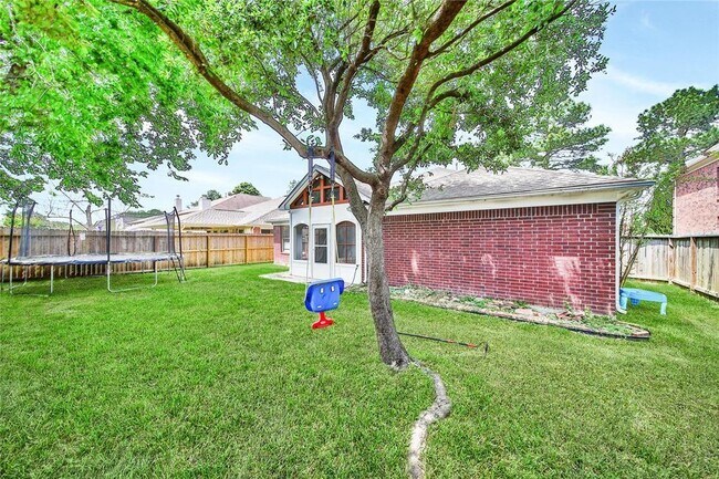 Building Photo - 21403 Hadrian Dr