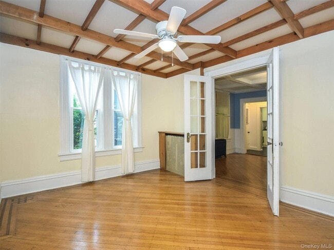 Building Photo - 27 Summit Ave