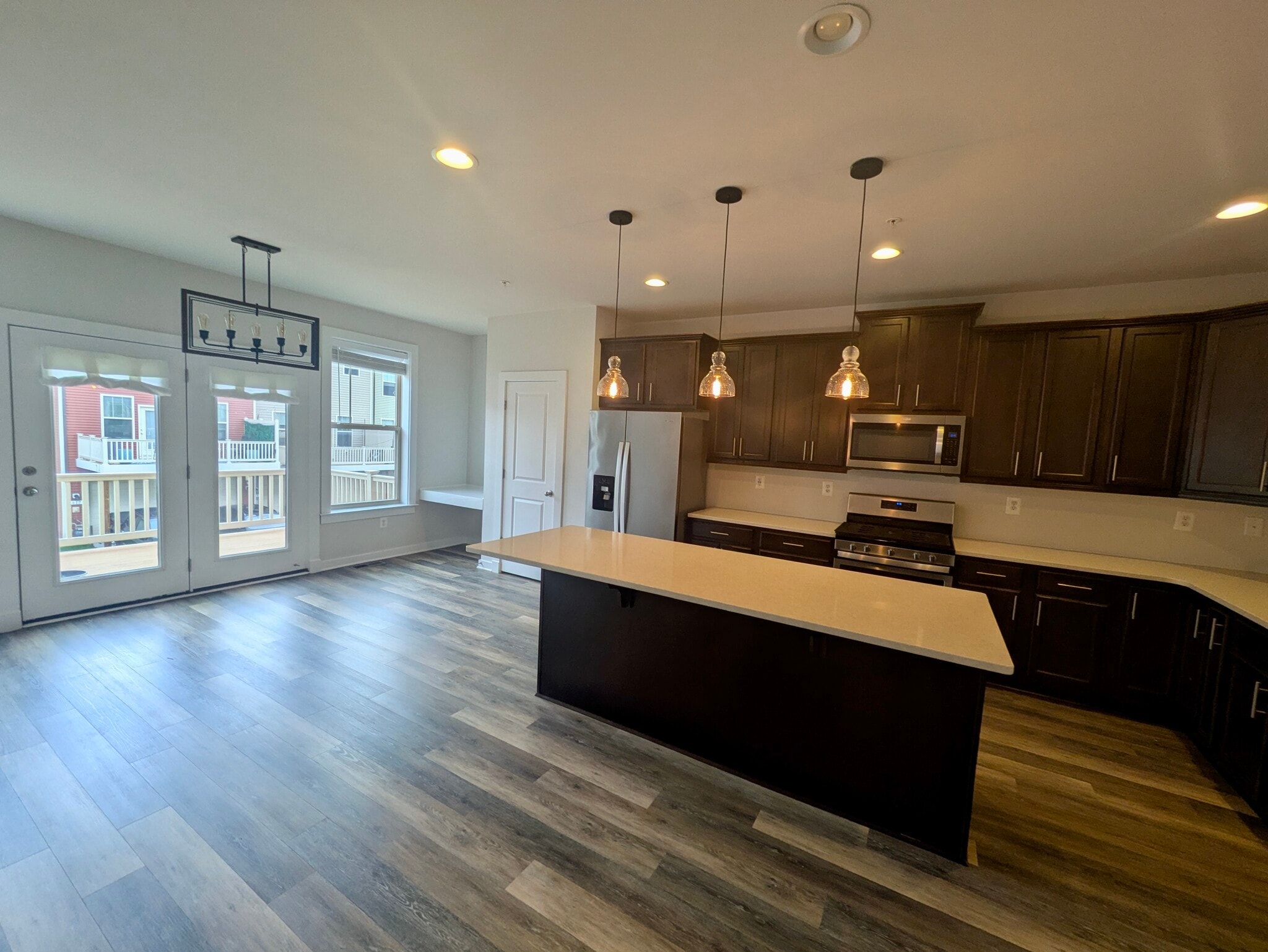 Building Photo - 1121 Lawler Dr