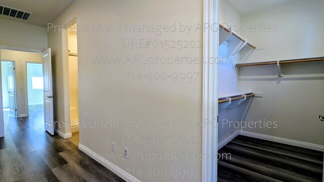 Building Photo - 13217 San Antonio Dr