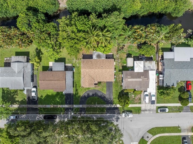 Building Photo - 5081 SW 95th Ave