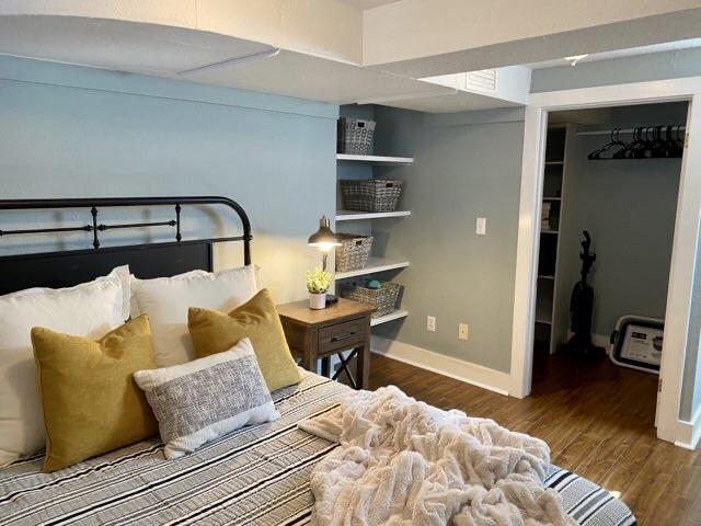 Building Photo - 1208 9th Ave