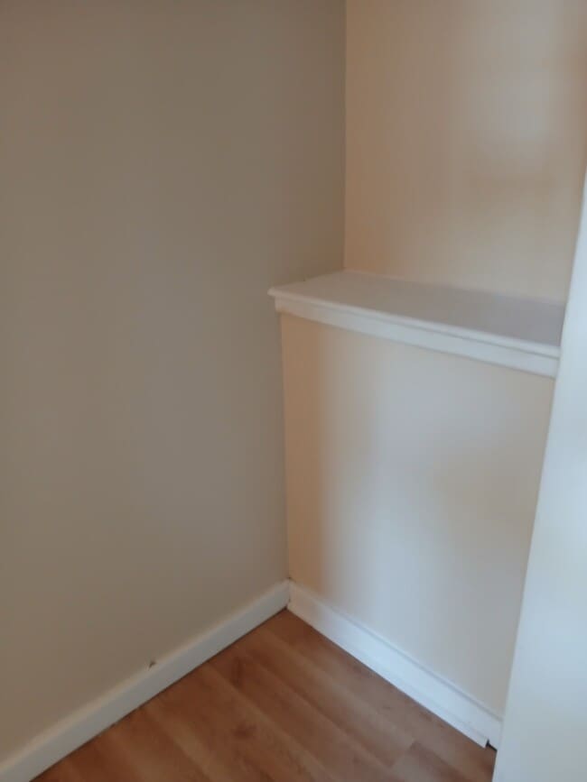 Building Photo - 711 S Poplar St