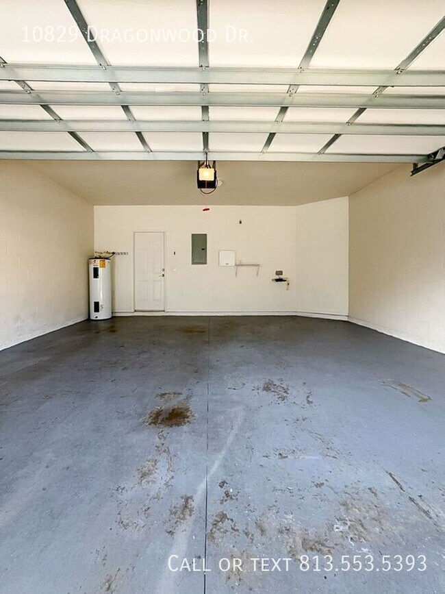 Building Photo - 10829 Dragonwood Dr