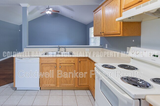 Building Photo - 8147 Karr St