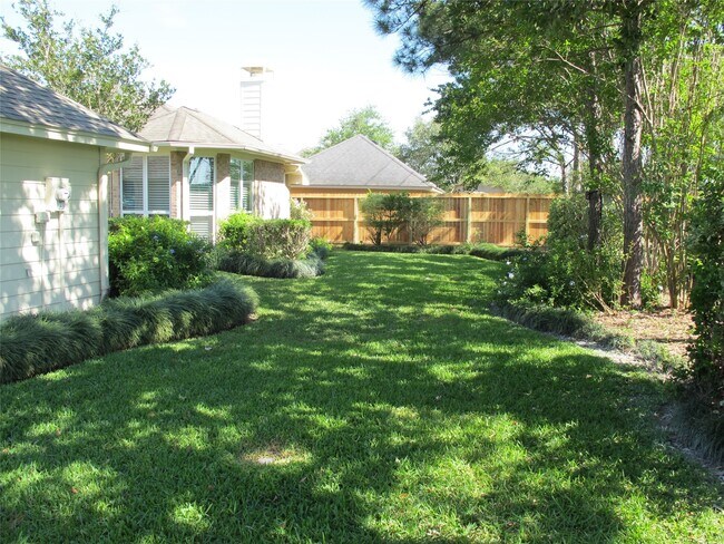 Building Photo - 2142 Morning Park Dr