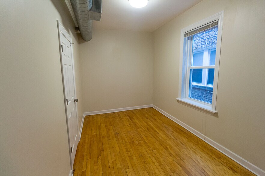 Building Photo - 2333 W Rice St