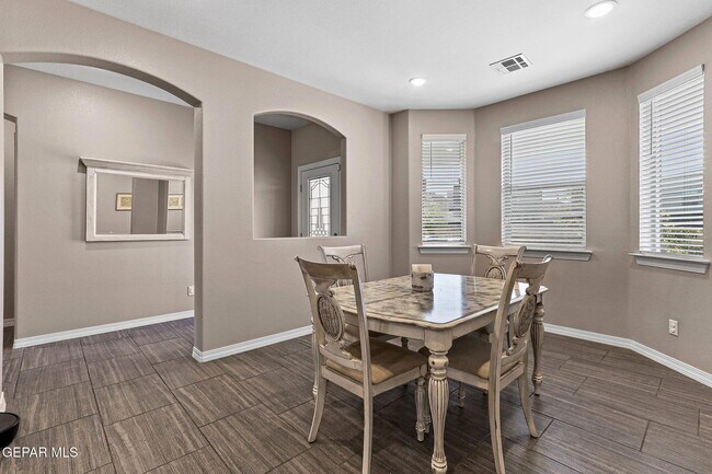 Building Photo - 14439 Eastbrook Dr