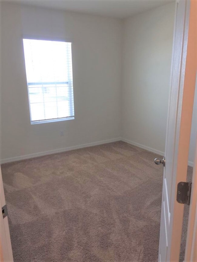 Building Photo - 9026 Pinales Way