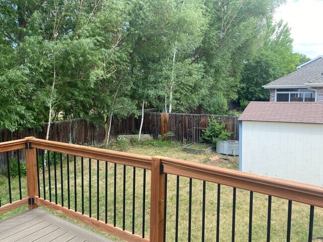 Building Photo - Desirable Westlake 4 Bedroom with Finished Basement, RV Parking & Mountain Views