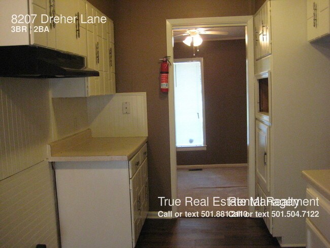 Building Photo - 8207 Dreher Ln