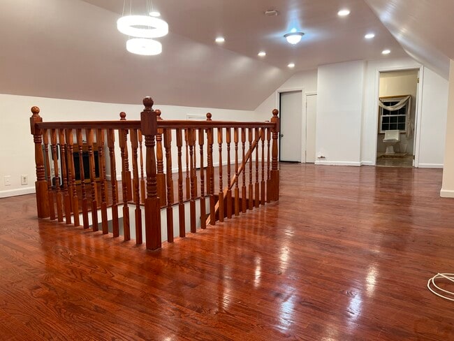 Building Photo - 8 Caton Terrace