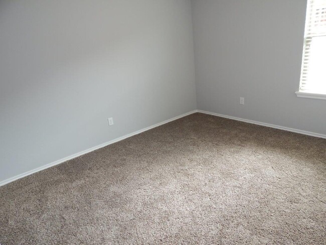 Building Photo - 2429 NW 190th St