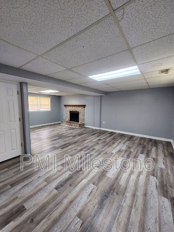 Building Photo - 3333 Swann Rd